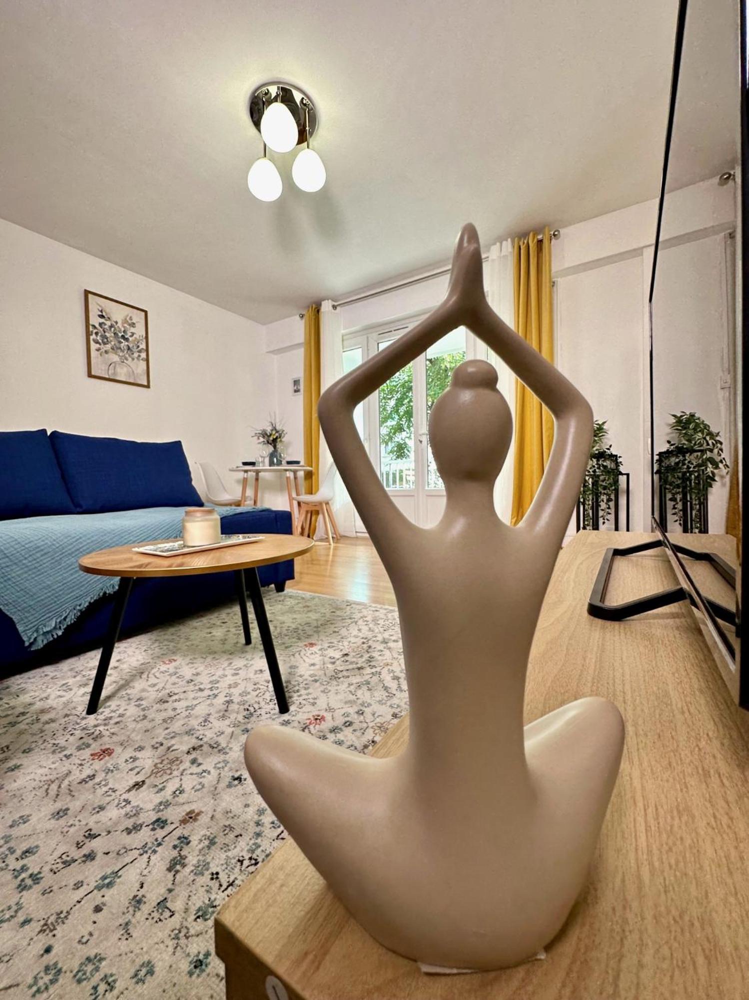 Apartmán Le Bleu Soleil - A 2 Min Du Metro - 7 Min De Paris Maisons-Alfort Exteriér fotografie